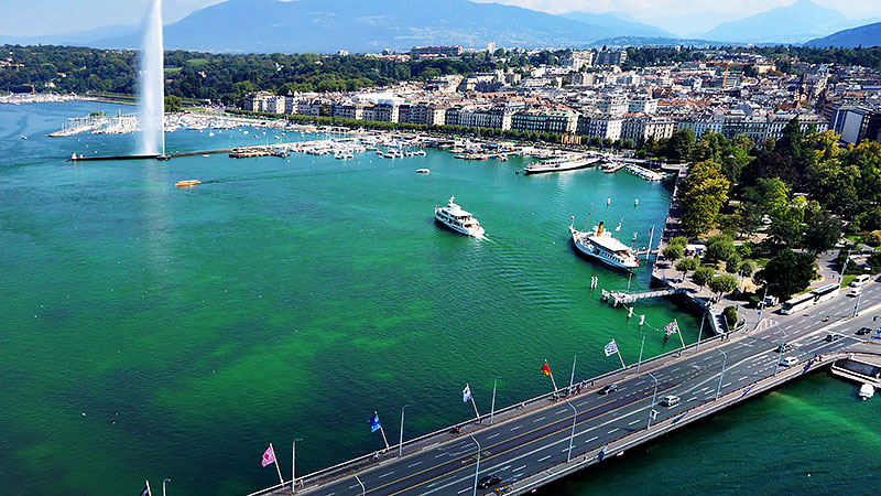A picture of the city of Geneva, where Vontobel Swiss Financial Advisers AG is located