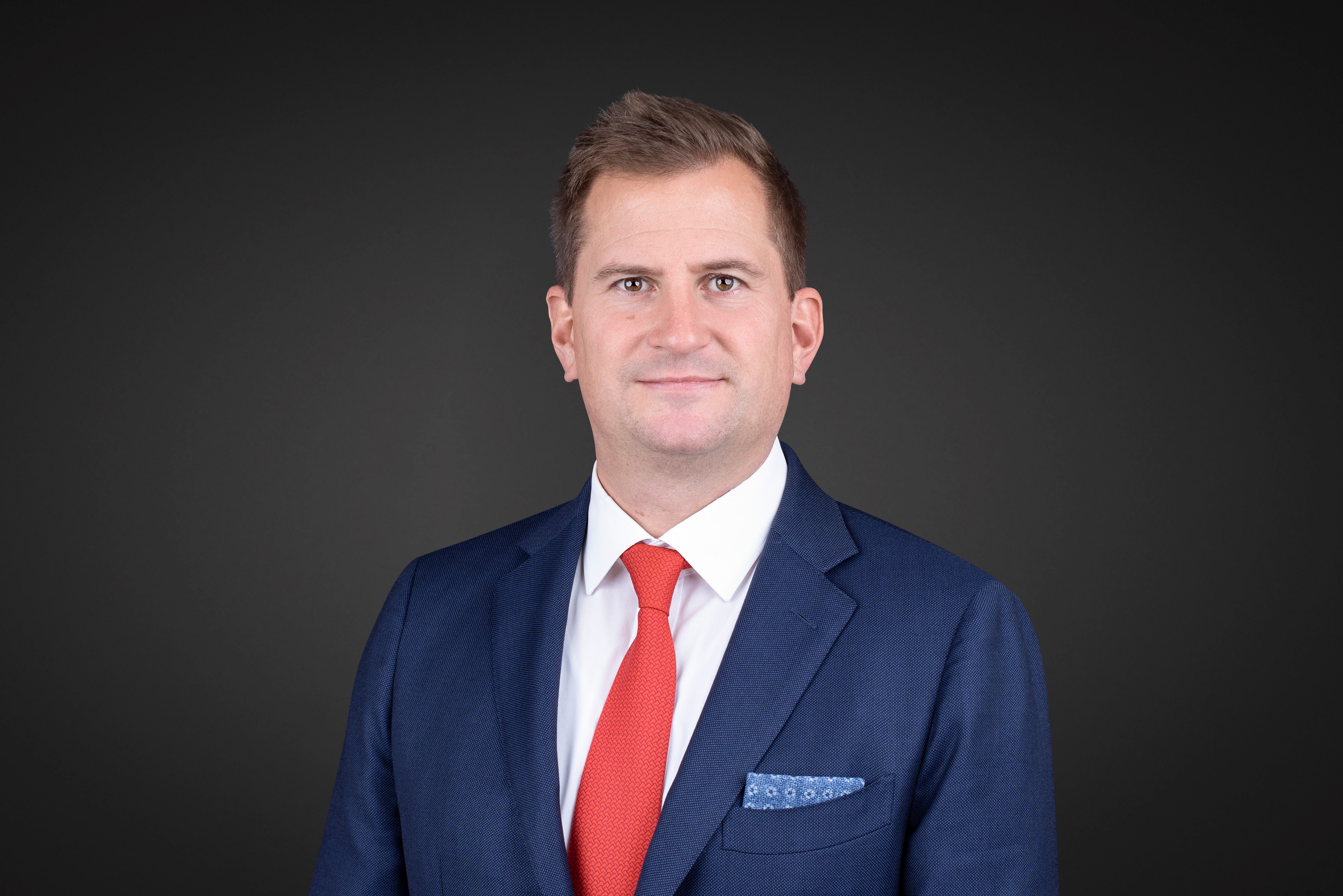 A portrait image of Gian Reto Naegeli