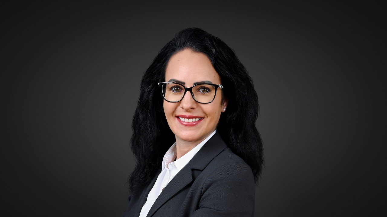 Ein Portrait Bild von Simone Leutert