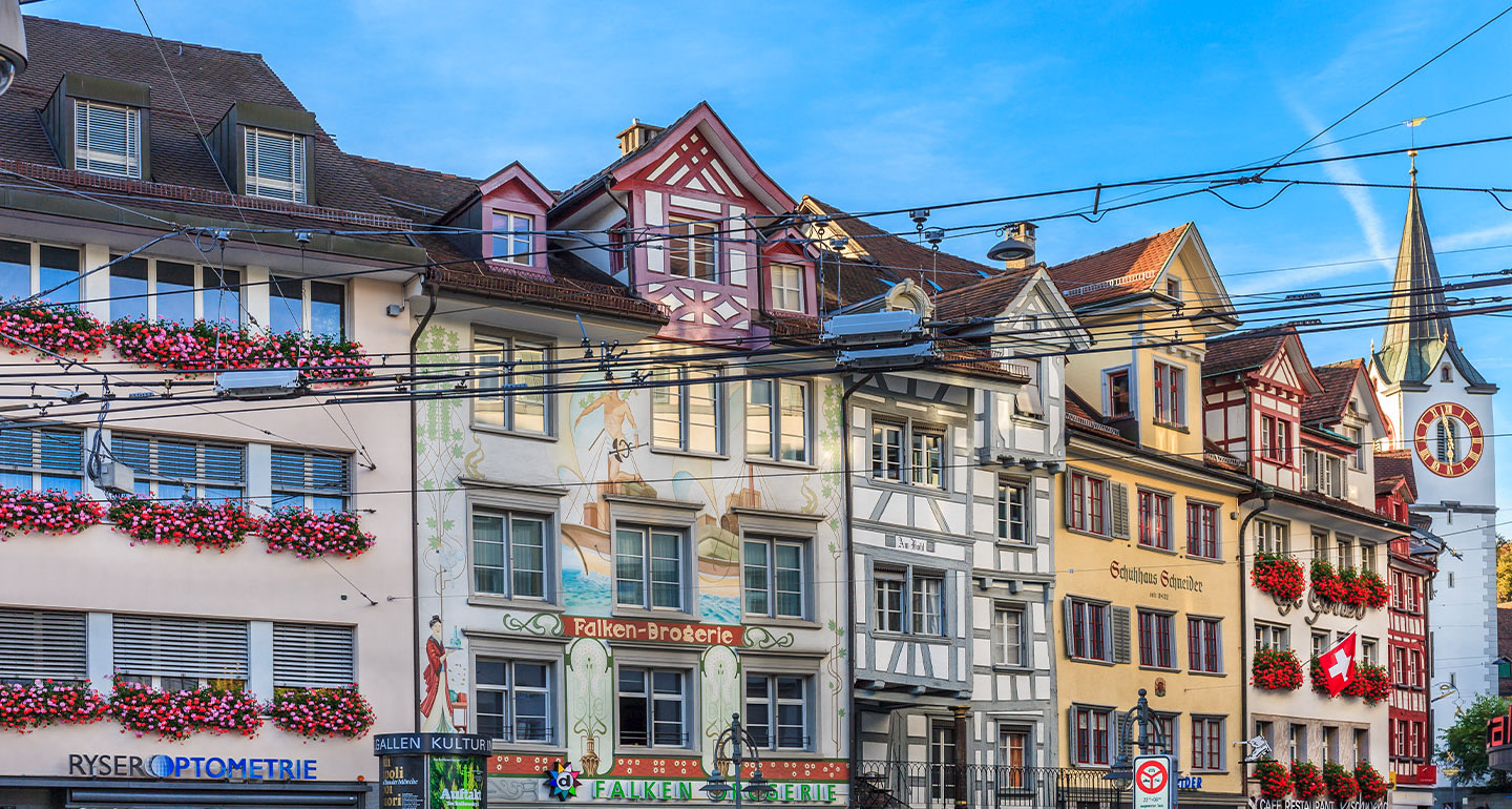 Vontobel in St. Gallen - View of a house front in St. Gallen